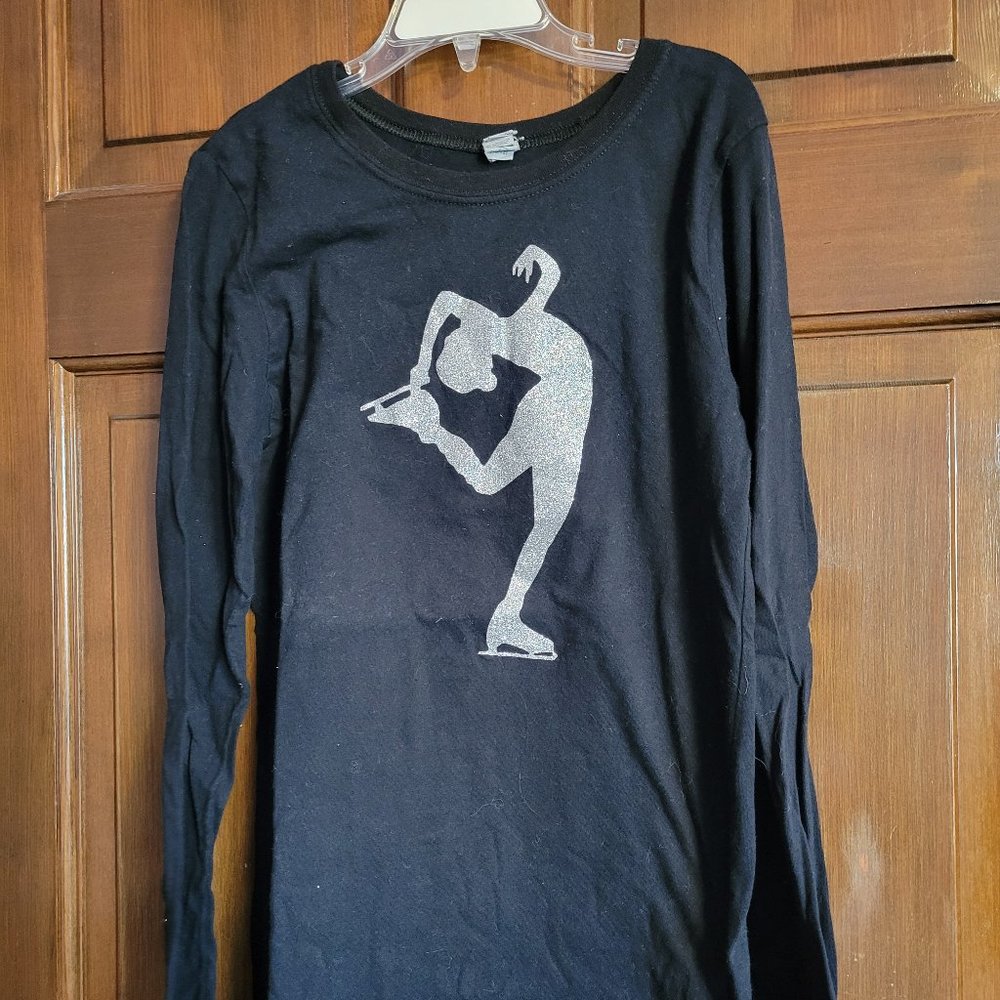 Ice Skating T-Shirt (L 10/12)